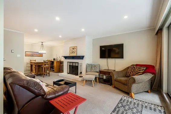201 1385 Draycott Road, North Vancouver For Sale - image 10