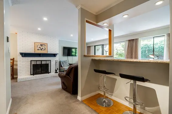 201 1385 Draycott Road, North Vancouver For Sale - image 5