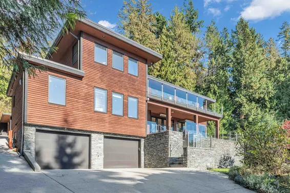 4742 Caulfeild Drive, West Vancouver