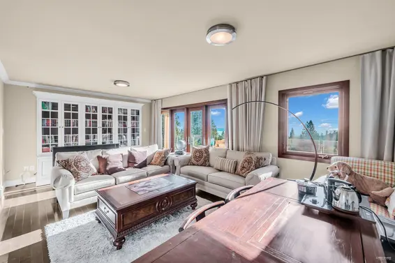 4742 Caulfeild Drive, West Vancouver For Sale - image 20