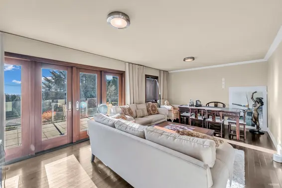 4742 Caulfeild Drive, West Vancouver For Sale - image 21