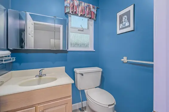 1069 Shavington Street, North Vancouver For Sale - image 17