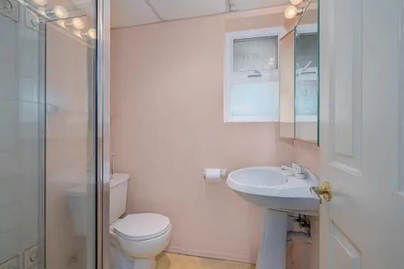1069 Shavington Street, North Vancouver For Sale - image 28