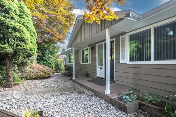 1069 Shavington Street, North Vancouver For Sale - image 31
