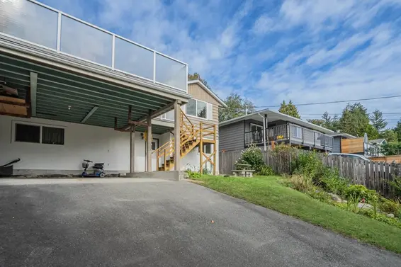 1069 Shavington Street, North Vancouver For Sale - image 35