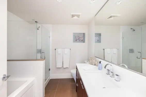 403 1320 Chesterfield Avenue, North Vancouver For Sale - image 18