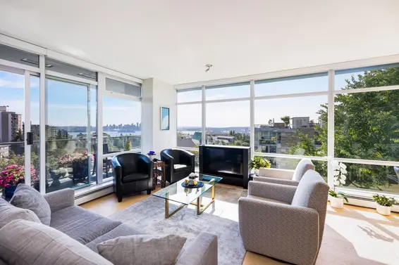 403 1320 Chesterfield Avenue, North Vancouver For Sale - image 2