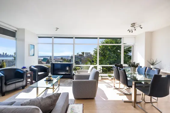 403 1320 Chesterfield Avenue, North Vancouver For Sale - image 4
