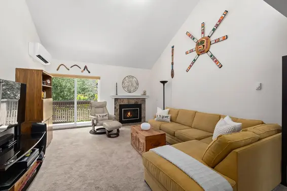 824 Roche Point Drive, North Vancouver For Sale - image 2