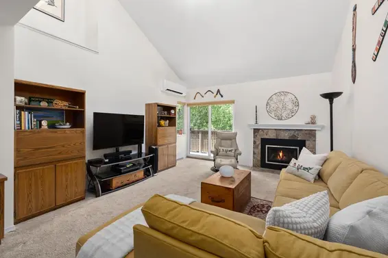 824 Roche Point Drive, North Vancouver For Sale - image 3