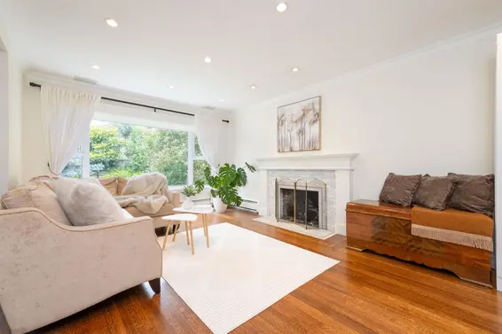 445 West 26th Street, North Vancouver For Sale - image 3
