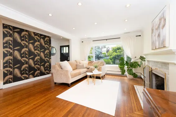 445 West 26th Street, North Vancouver For Sale - image 4
