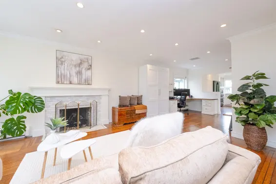 445 West 26th Street, North Vancouver For Sale - image 5