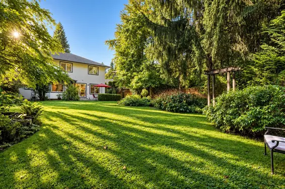 3373 Huntleigh Court, North Vancouver For Sale - image 16