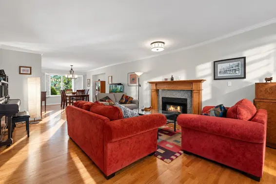 3373 Huntleigh Court, North Vancouver For Sale - image 6