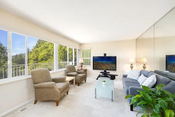 454 Monteray Avenue, North Vancouver For Sale - image 3