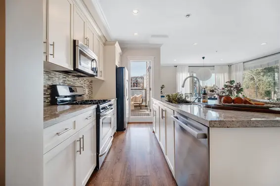 308 Seymour River Place, North Vancouver For Sale - image 13