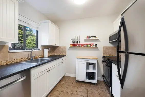 24 230 West 14th Street, North Vancouver For Sale - image 11