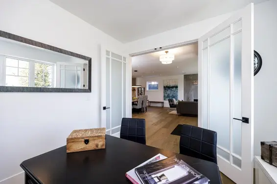 1028 Calverhall Street, North Vancouver For Sale - image 12