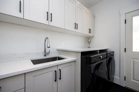 1028 Calverhall Street, North Vancouver For Sale - image 13