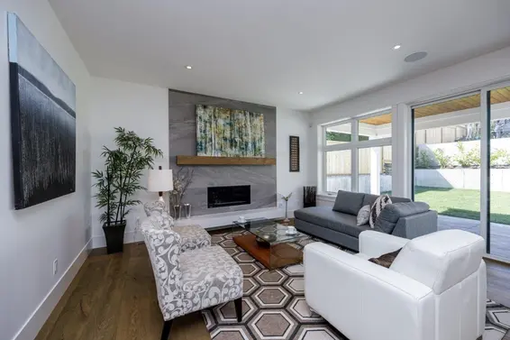 1028 Calverhall Street, North Vancouver For Sale - image 16