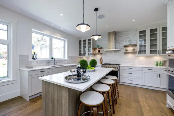 1028 Calverhall Street, North Vancouver For Sale - image 22