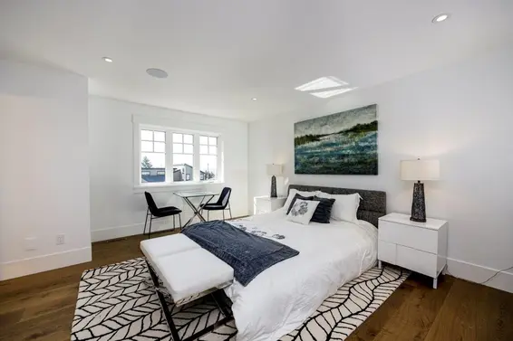 1028 Calverhall Street, North Vancouver For Sale - image 31