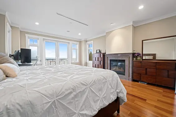 2420 Halston Court, West Vancouver For Sale - image 24