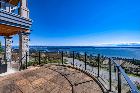 2420 Halston Court, West Vancouver For Sale - image 34