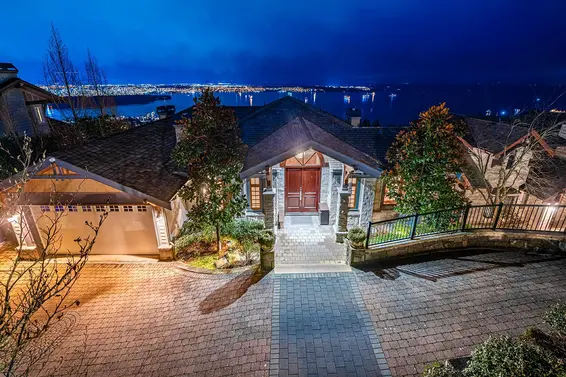 2420 Halston Court, West Vancouver For Sale - image 7