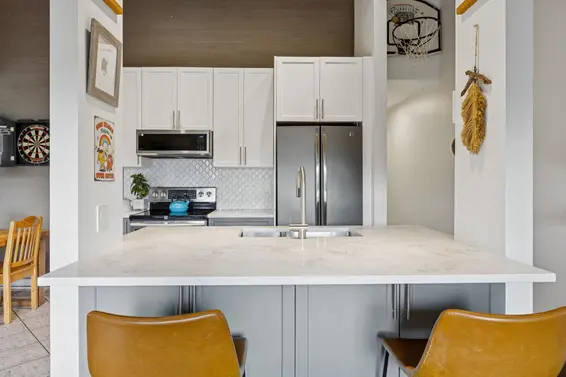 302 146 East 18th Street, North Vancouver For Sale - image 8