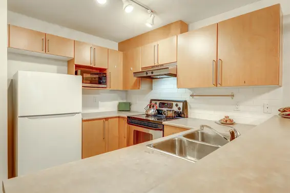 208 1150 East 29th Street, North Vancouver For Sale - image 10
