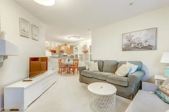 208 1150 East 29th Street, North Vancouver For Sale - image 4