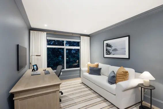 5450 Marine Drive, West Vancouver For Sale - image 17