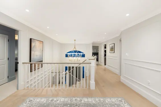 5450 Marine Drive, West Vancouver For Sale - image 20