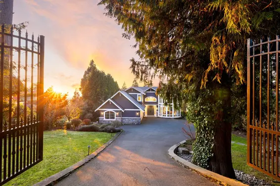 5450 Marine Drive, West Vancouver For Sale - image 38