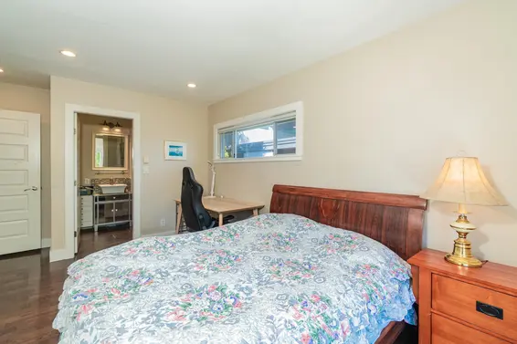 2460 Mathers Avenue, West Vancouver For Sale - image 18