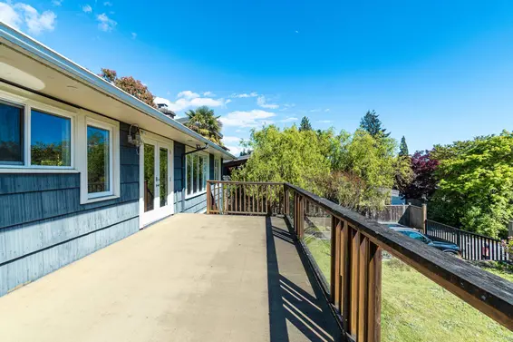 2460 Mathers Avenue, West Vancouver For Sale - image 21