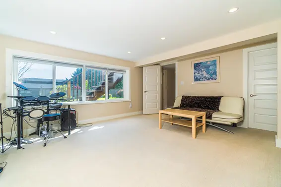 2460 Mathers Avenue, West Vancouver For Sale - image 23
