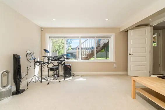 2460 Mathers Avenue, West Vancouver For Sale - image 24