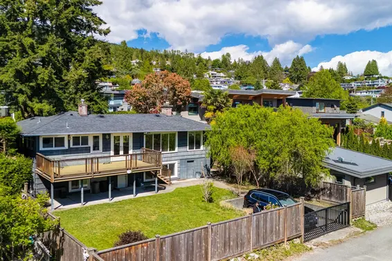 2460 Mathers Avenue, West Vancouver For Sale - image 35