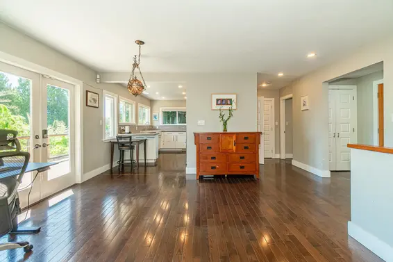 2460 Mathers Avenue, West Vancouver For Sale - image 7