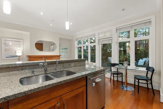 2119 Gordon Avenue, West Vancouver For Sale - image 17