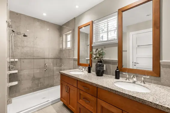 2119 Gordon Avenue, West Vancouver For Sale - image 21