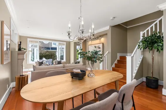 2119 Gordon Avenue, West Vancouver For Sale - image 8