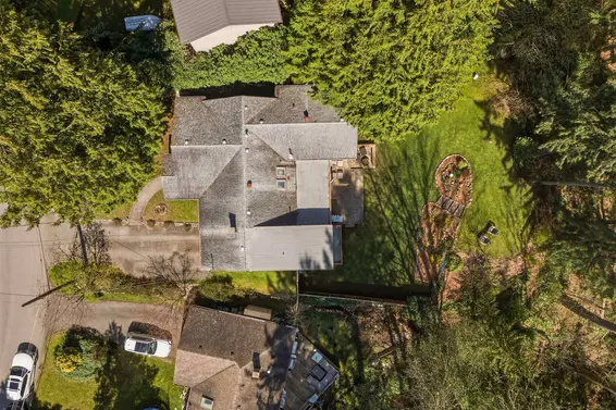 1874 Appin Road, North Vancouver For Sale - image 36