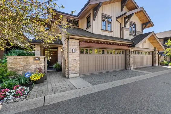 41 3639 Aldercrest Drive, North Vancouver For Sale - image 2