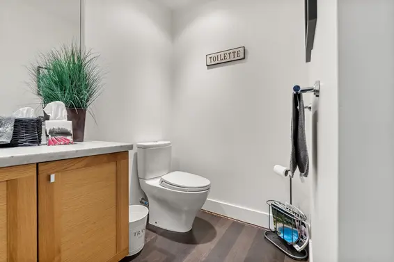 41 3639 Aldercrest Drive, North Vancouver For Sale - image 23