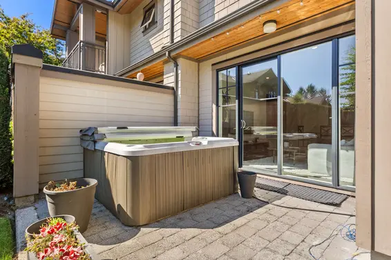 41 3639 Aldercrest Drive, North Vancouver For Sale - image 32