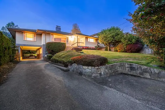 2265 Inglewood Avenue, West Vancouver